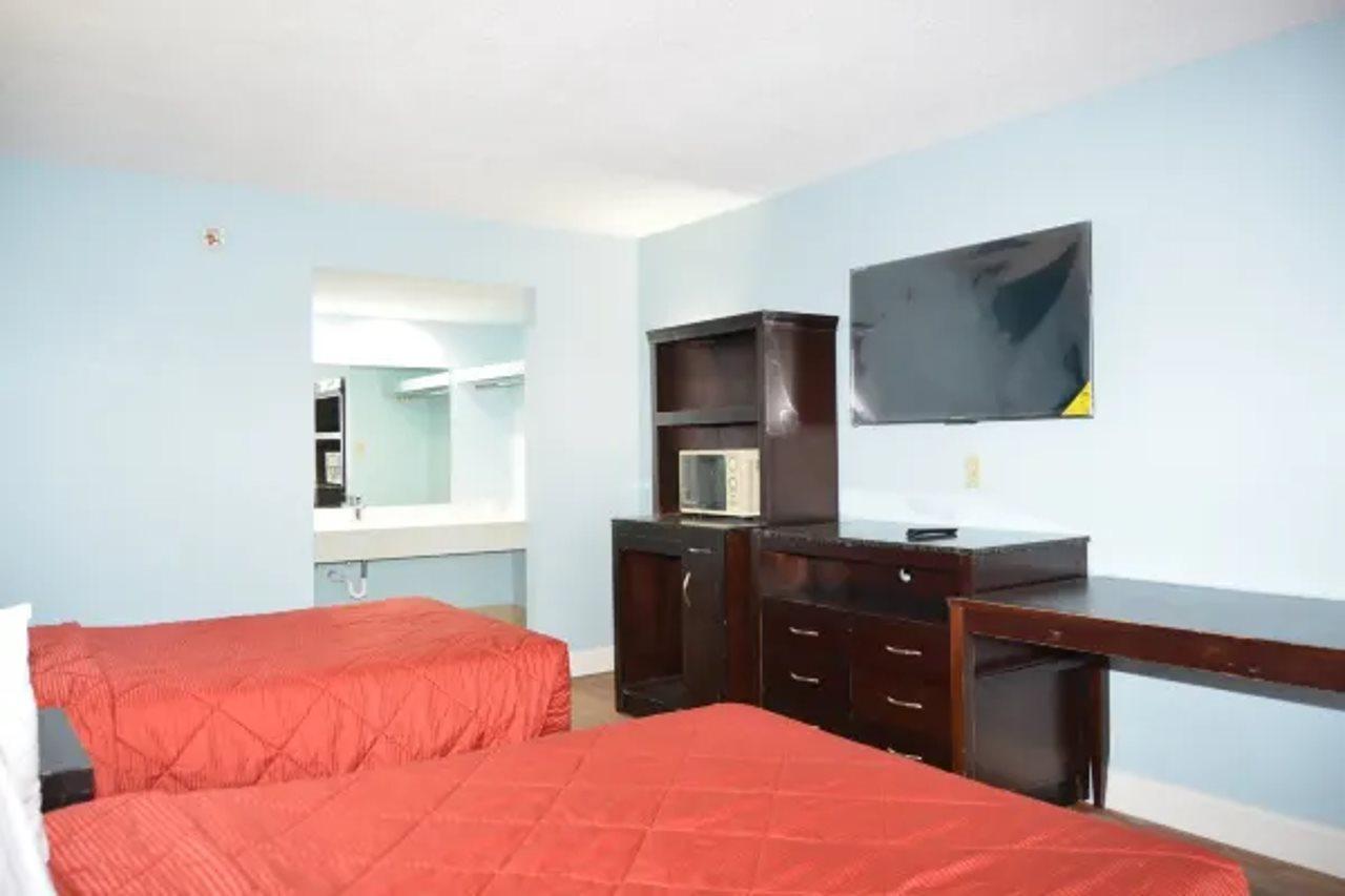 Oyo Hotel Decatur I-20 East & Wesley Club Dr מראה חיצוני תמונה