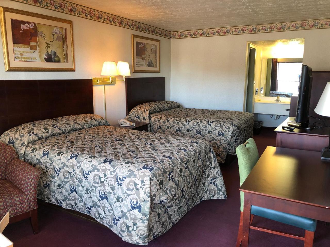 Oyo Hotel Decatur I-20 East & Wesley Club Dr מראה חיצוני תמונה